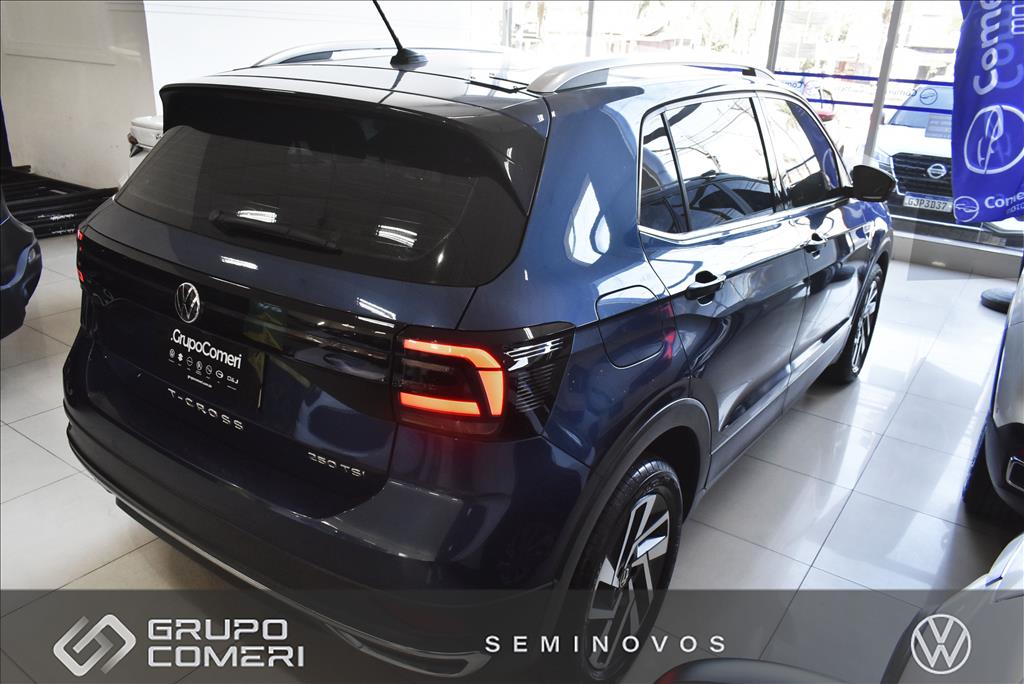 T-CROSS 1.4 250 TSI TOTAL FLEX HIGHLINE AUTOMÁTICO1
