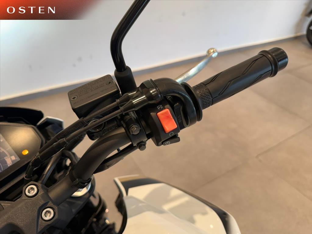 YAMAHA-FAZER-FZ25 CONNECTED ABS
