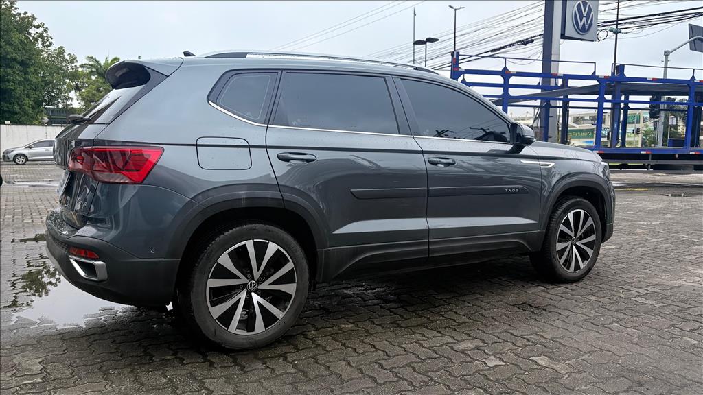 TAOS 1.4 250 TSI TOTAL FLEX HIGHLINE AUTOMÁTICO4