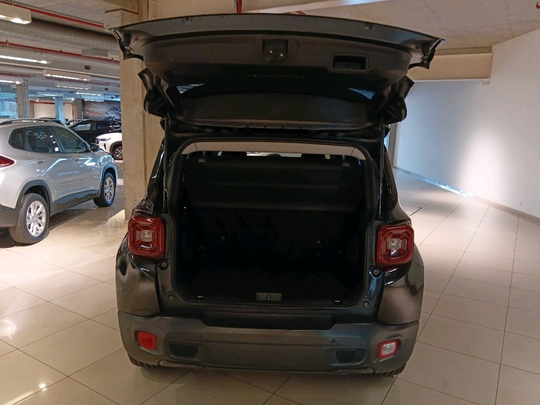 Jeep-RENEGADE-1.8 16V FLEX LONGITUDE 4P AUTOMÁTICO