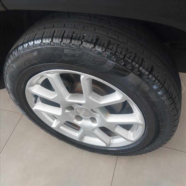 RENEGADE 1.8 16V FLEX SPORT 4P AUTOMÁTICO13