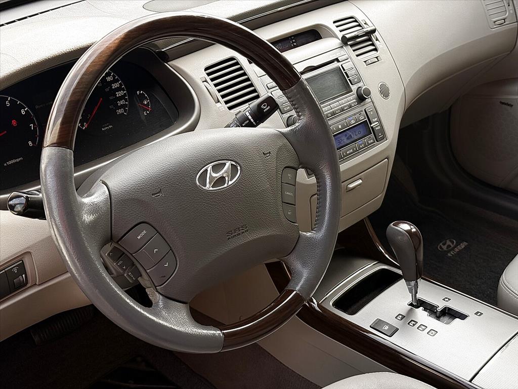 Hyundai Azera - 3.3 MPFI GLS SEDAN V6 24V GASOLINA 4P AUTOMÁTICO