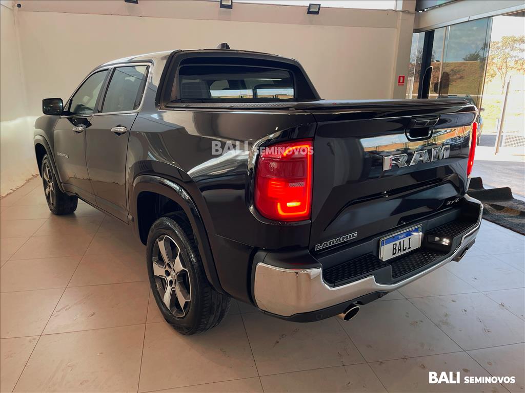 RAMPAGE 2.0 HURRICANE 4 TURBO GASOLINA LARAMIE 4X4 AUTOMÁTICO5