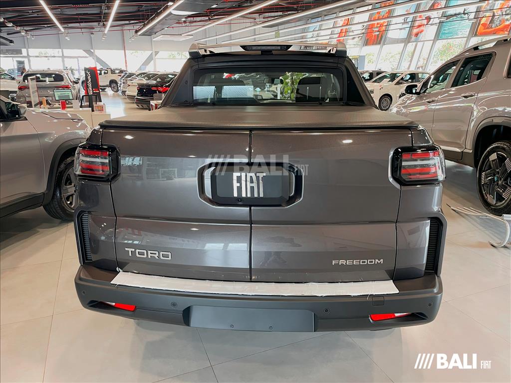 TORO 1.3 TURBO 270 FLEX FREEDOM AT610