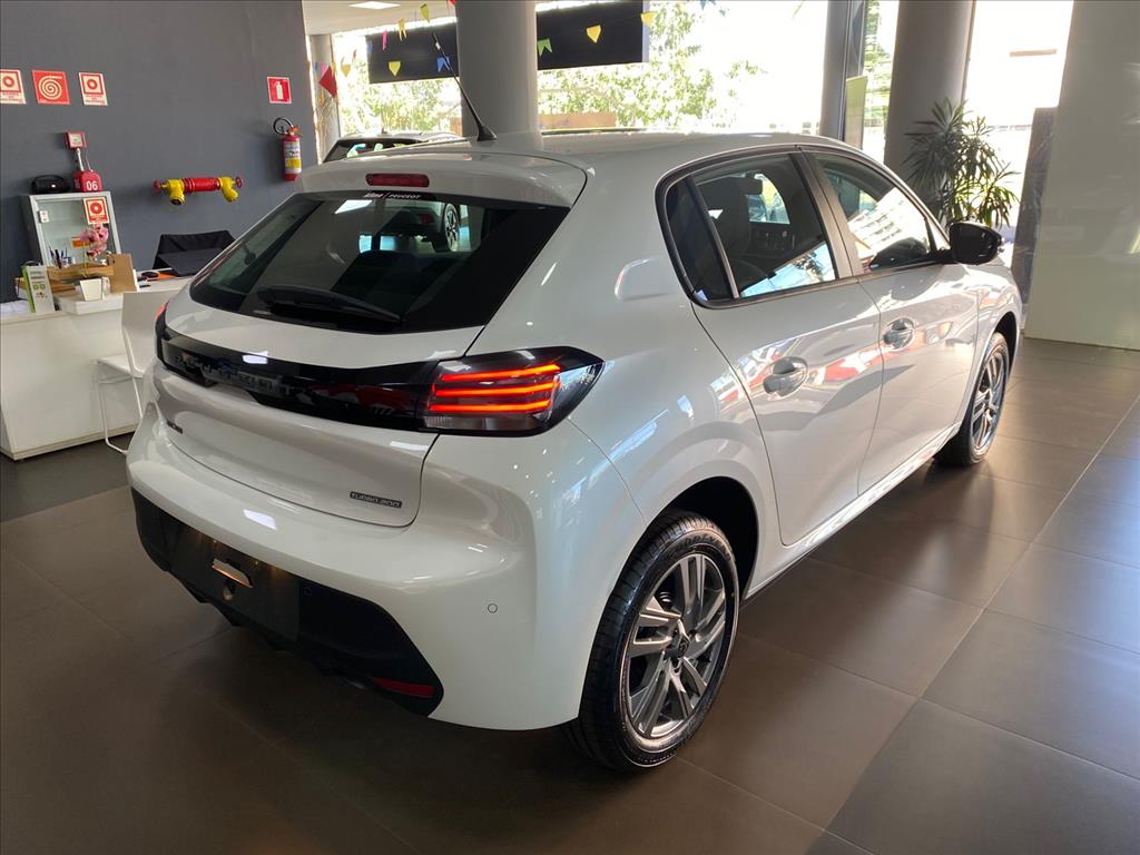 208 1.0 TURBO 200 FLEX ALLURE CVT 208 1.0 TURBO 200 FLEX ALLURE CVT