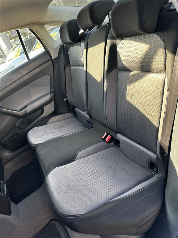 VIRTUS 1.0 200 TSI HIGHLINE AUTOMÁTICO12