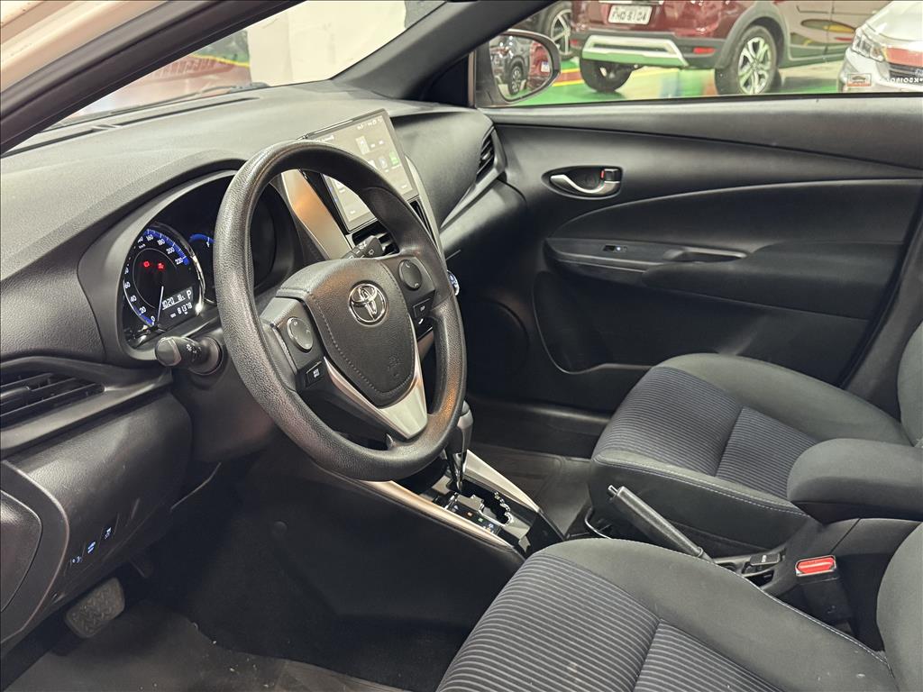 YARIS 1.3 16V FLEX XL MULTIDRIVE8