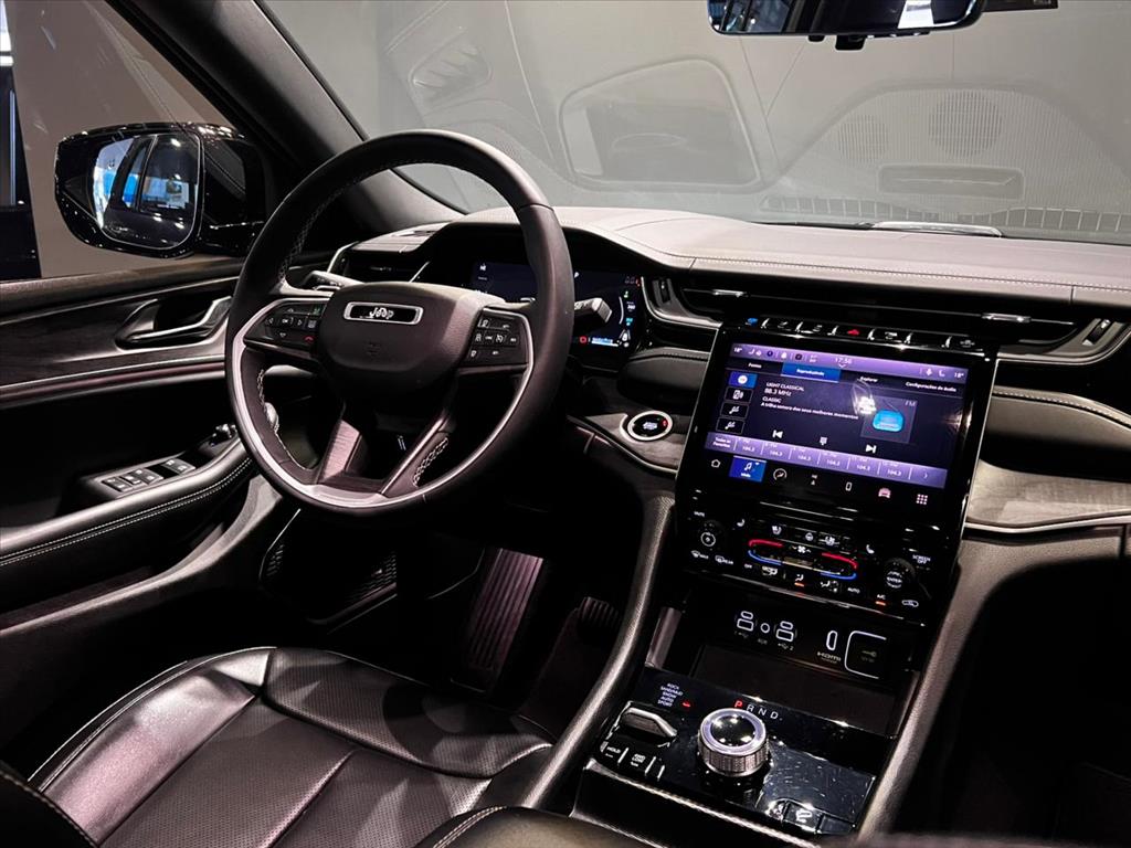 GRAND CHEROKEE 2.0 TURBO HÍBRIDO 4XE AT85