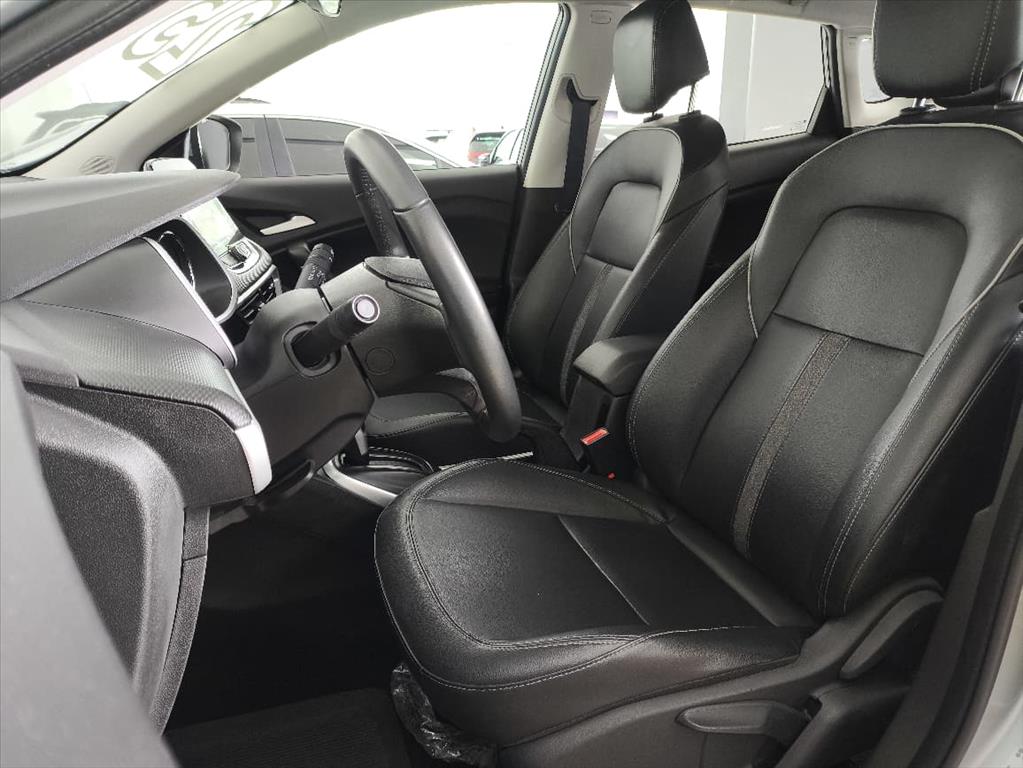 TRACKER 1.0 TURBO FLEX LTZ AUTOMÁTICO11