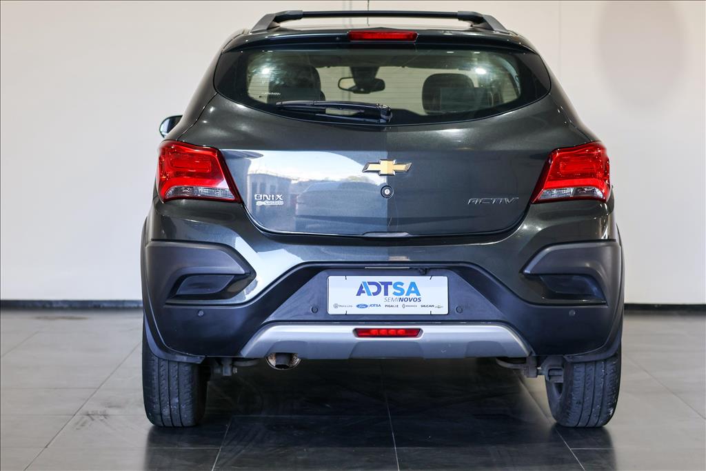 CHEVROLET ONIX 1.4 MPFI ACTIV 8V FLEX 4P AUTOMÁTICO