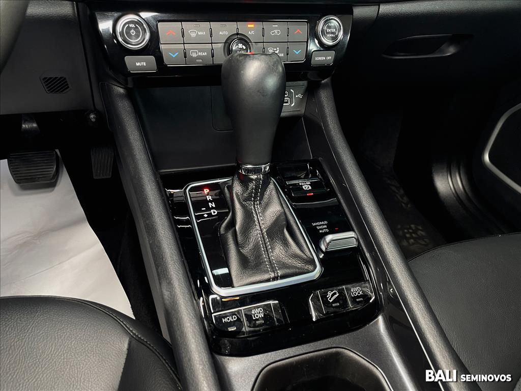 COMPASS 2.0 TD350 TURBO DIESEL LONGITUDE AT912