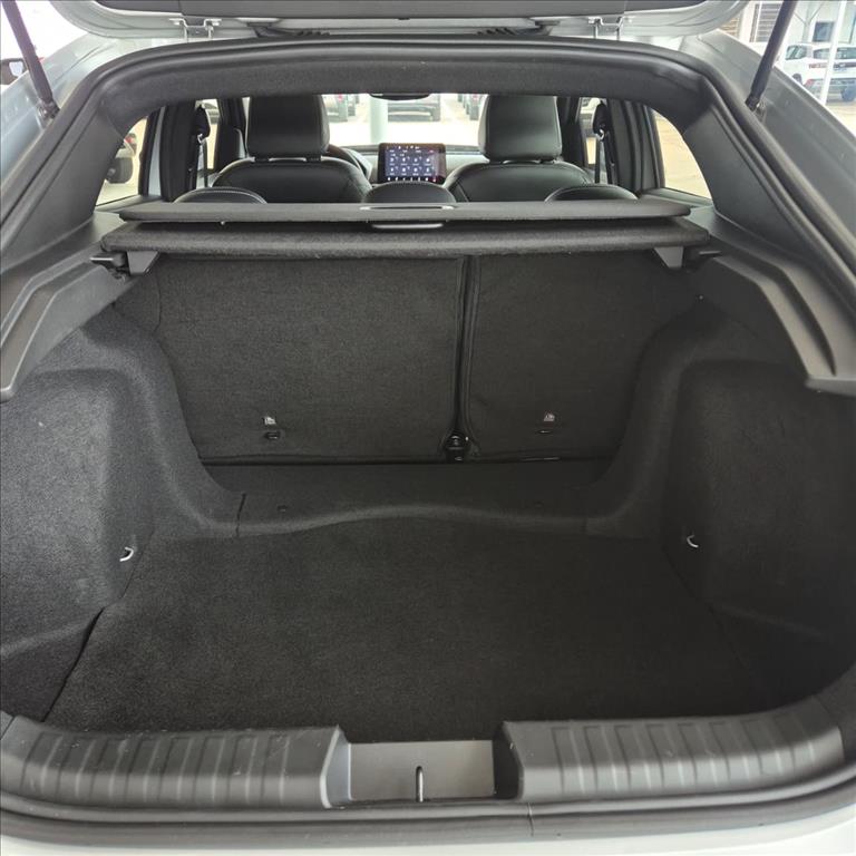 FASTBACK 1.0 TURBO 200 HYBRID IMPETUS CVT15
