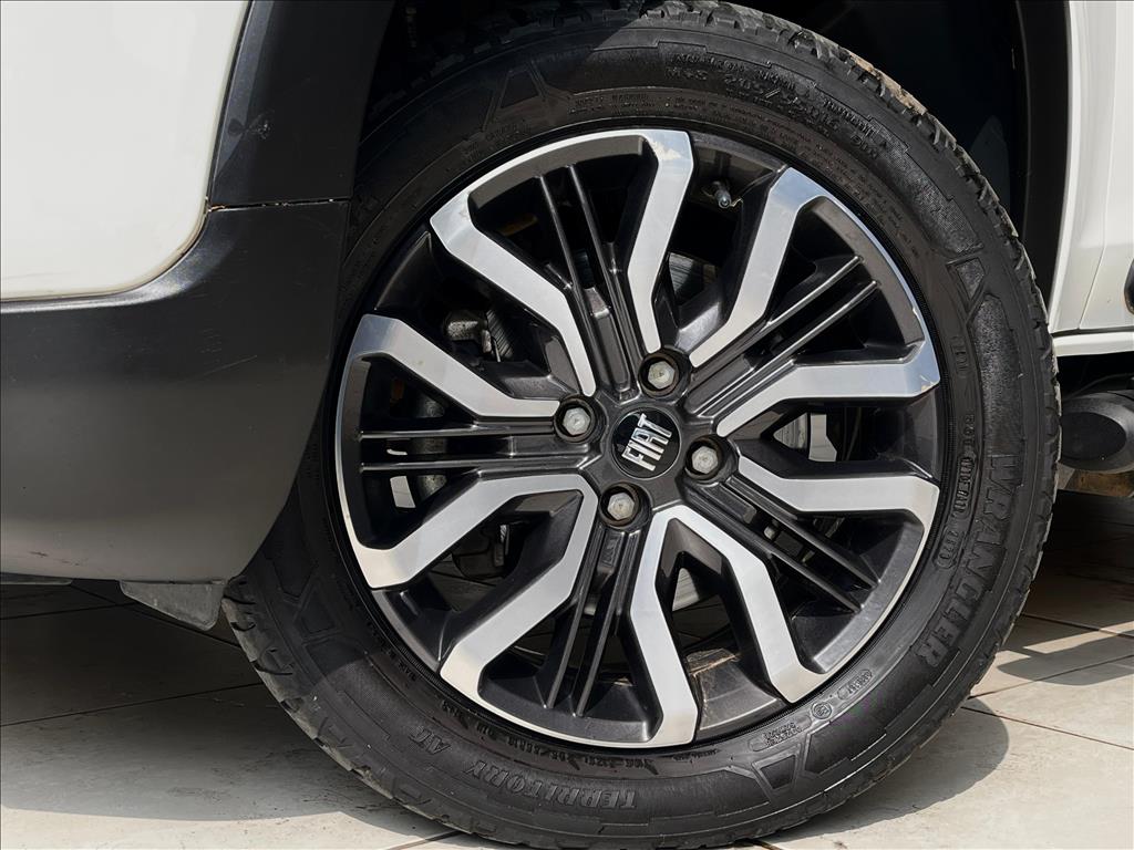 STRADA 1.0 TURBO 200 FLEX RANCH CD CVT