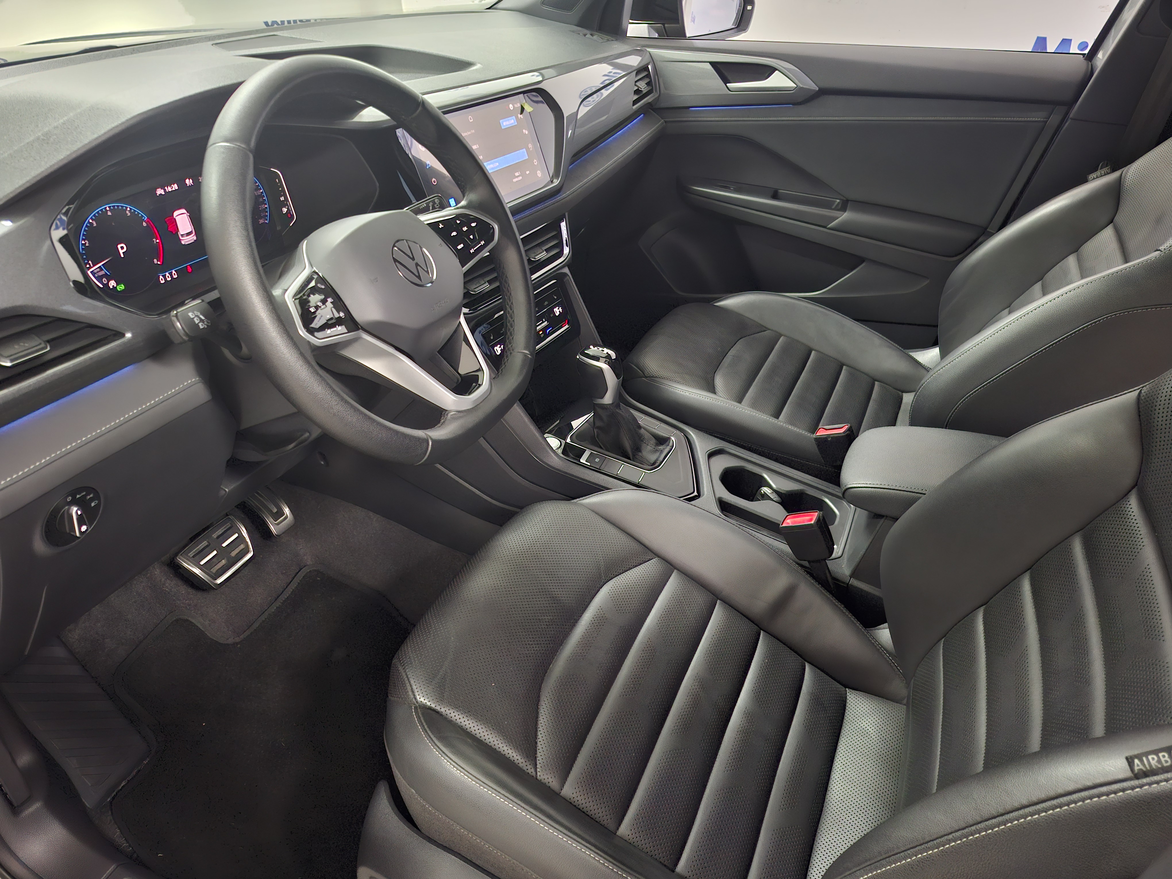 TAOS 1.4 250 TSI TOTAL FLEX HIGHLINE AUTOMÁTICO9