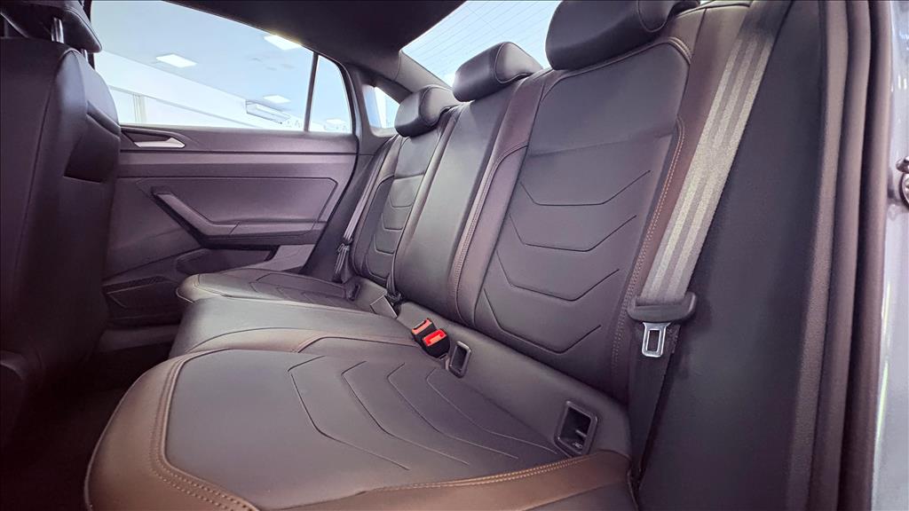 VIRTUS 1.0 200 TSI HIGHLINE AUTOMÁTICO13