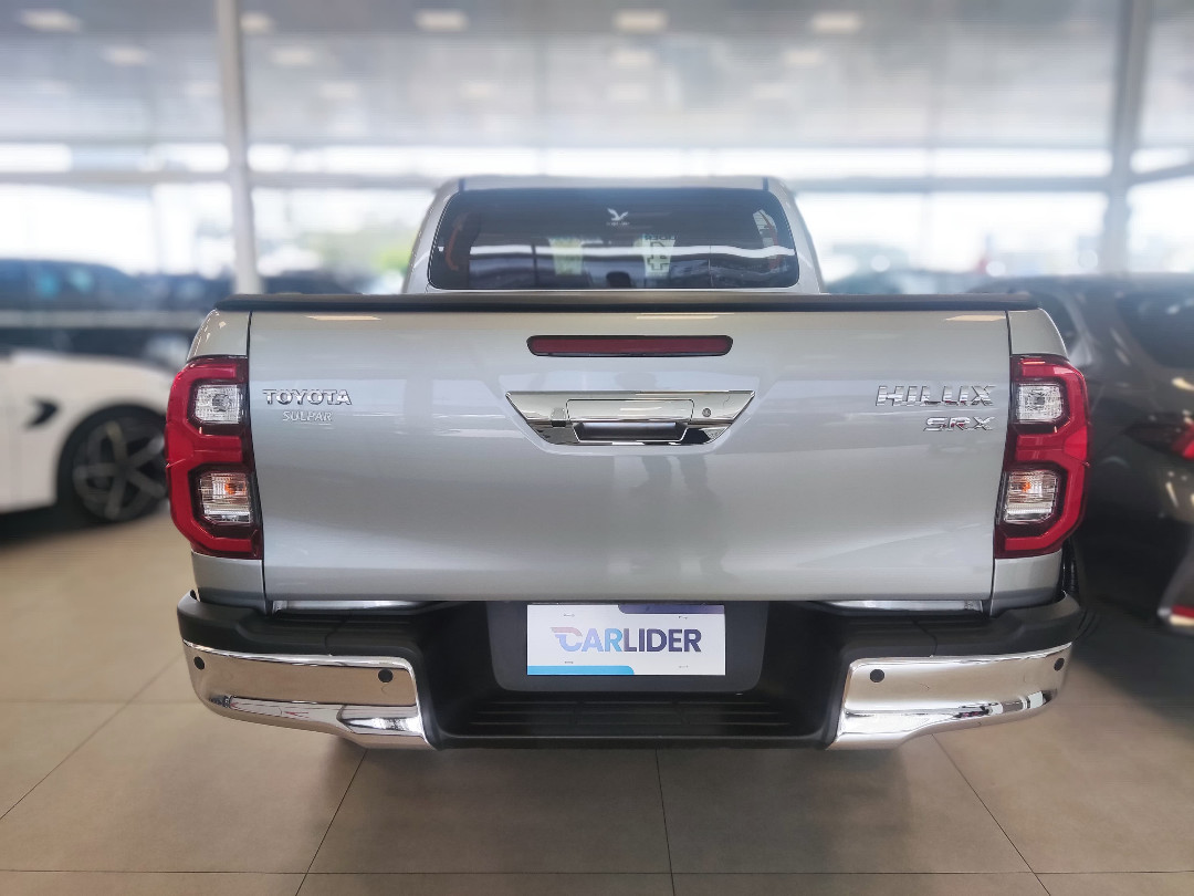 HILUX 2.8 D-4D TURBO DIESEL CD SRX 4X4 AUTOMÁTICO