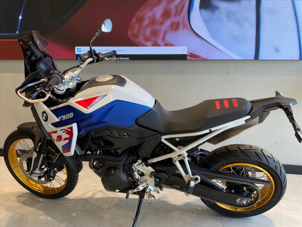 BMW Motorrad-F-900 GS TROPHY