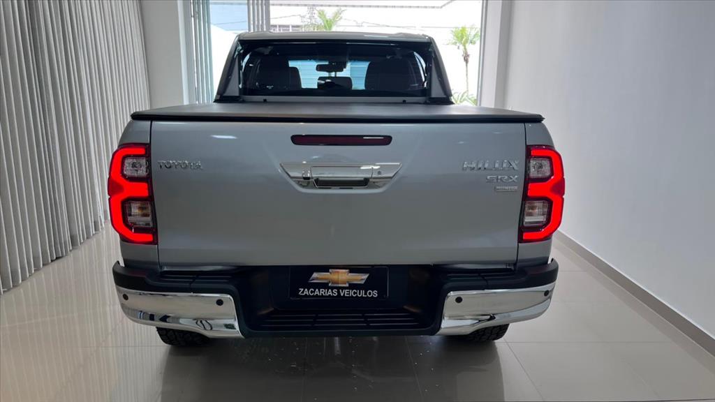 HILUX 2.8 D-4D TURBO DIESEL CD SRX 4X4 AUTOMÁTICO