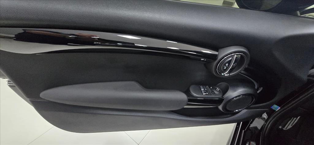 COOPER 2.0 16V TWINPOWER GASOLINA JOHN COOPER WORKS 2P STEPTRONIC9