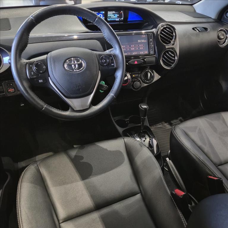 ETIOS CROSS 1.5 16V FLEX 4P AUTOMÁTICO11