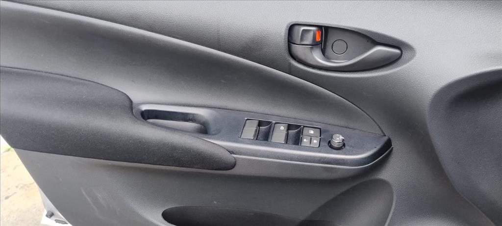 YARIS 1.5 16V FLEX XL MULTIDRIVE4