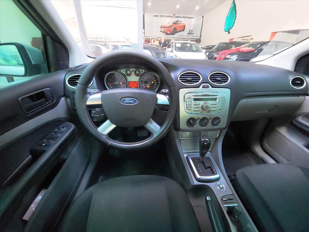 Ford Focus - 2.0 GLX SEDAN 16V FLEX 4P AUTOMÁTICO