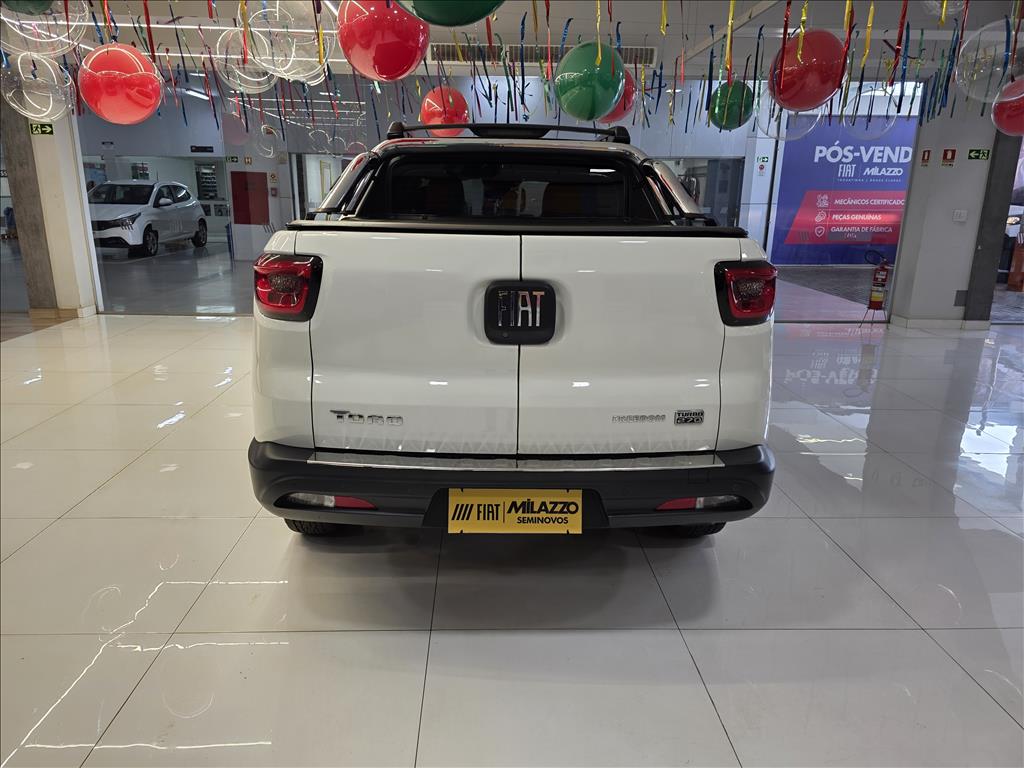 TORO 1.3 TURBO 270 FLEX FREEDOM AT64