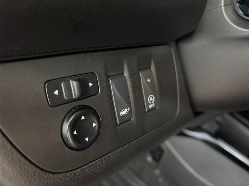 KWID 1.0 12V SCE FLEX INTENSE MANUAL17