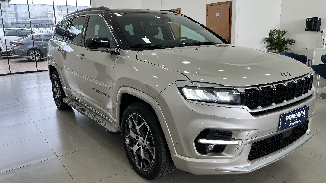 COMMANDER 1.3 T270 TURBO FLEX OVERLAND AT6