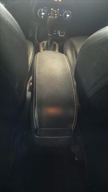 RENEGADE 1.8 16V FLEX LONGITUDE 4P AUTOMÁTICO16