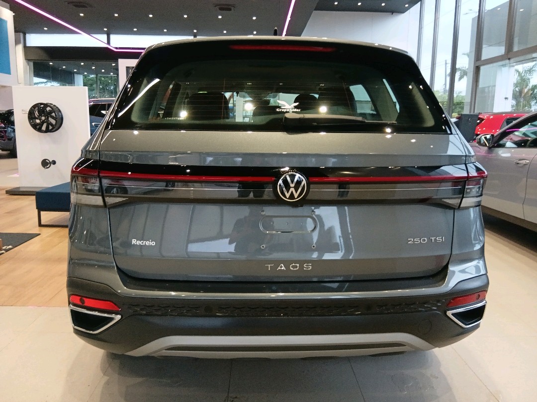 TAOS 1.4 250 TSI TOTAL FLEX COMFORTLINE AUTOMÁTICO4