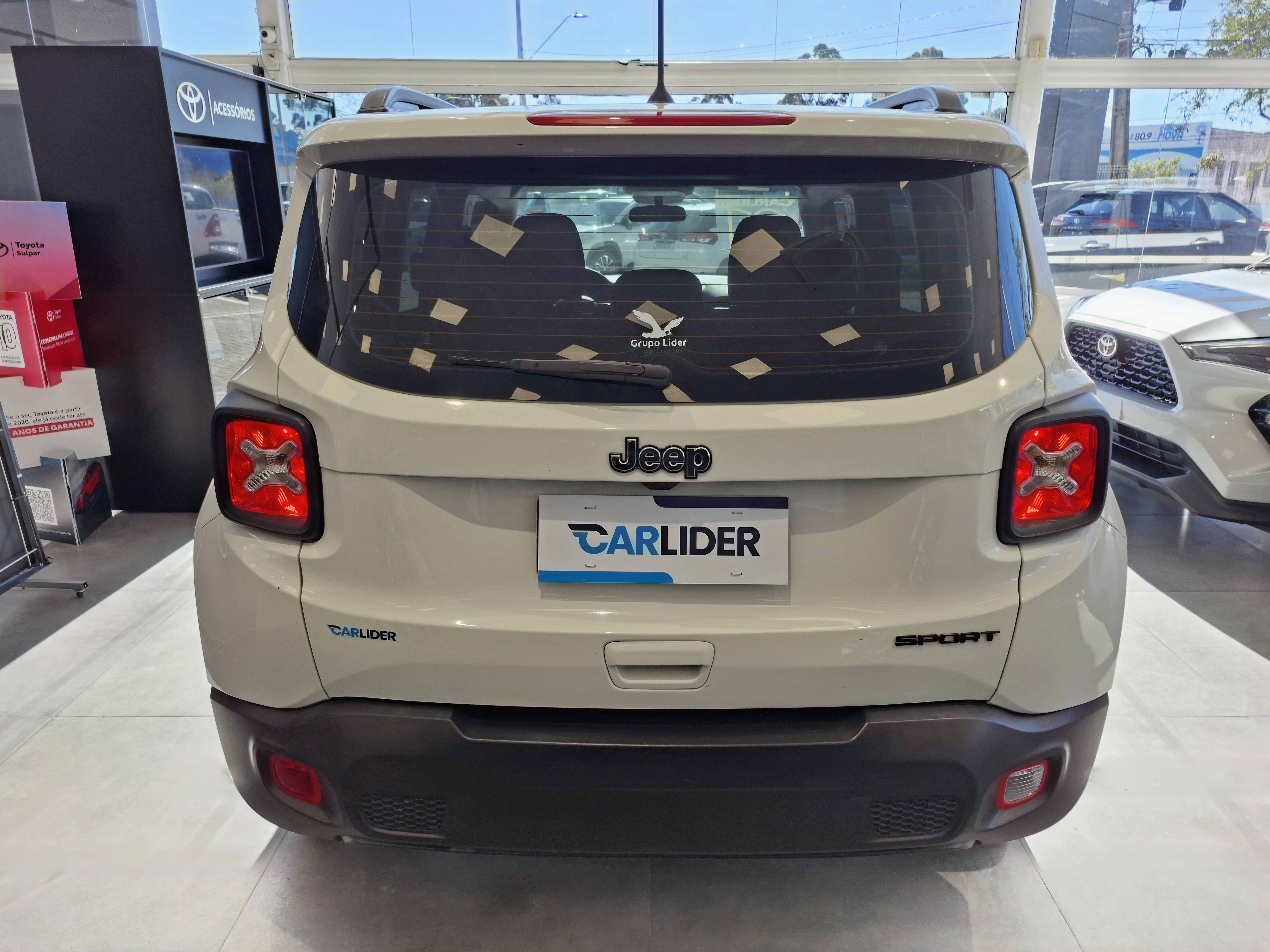 RENEGADE 1.8 16V FLEX SPORT 4P AUTOMÁTICO5