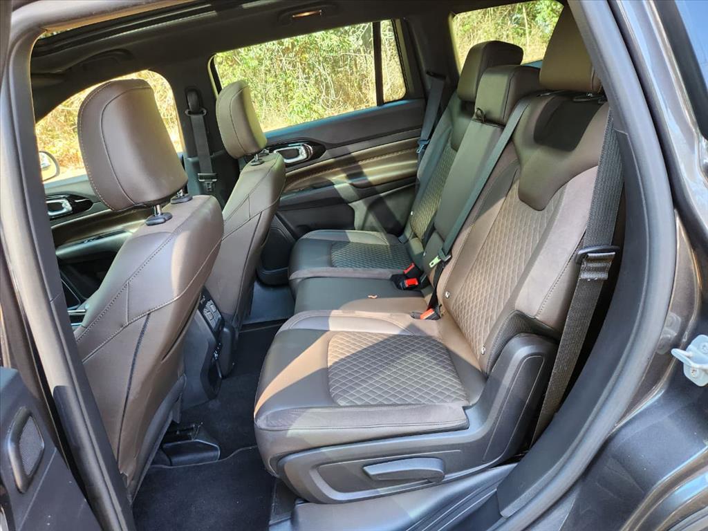COMMANDER 1.3 T270 TURBO FLEX OVERLAND AT66