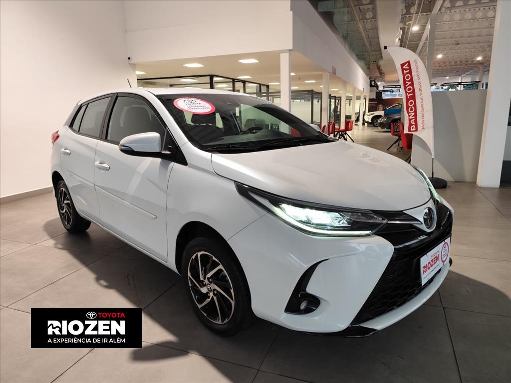 Toyota YARIS 2023