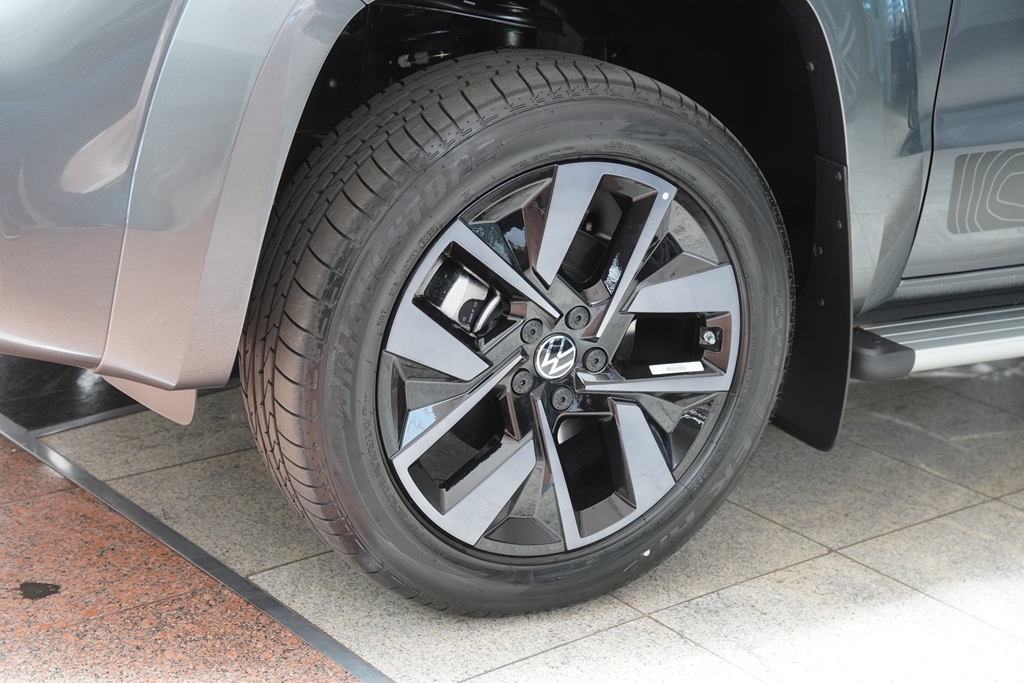 AMAROK 3.0 V6 TDI DIESEL EXTREME CD 4MOTION AUTOMÁTICO4