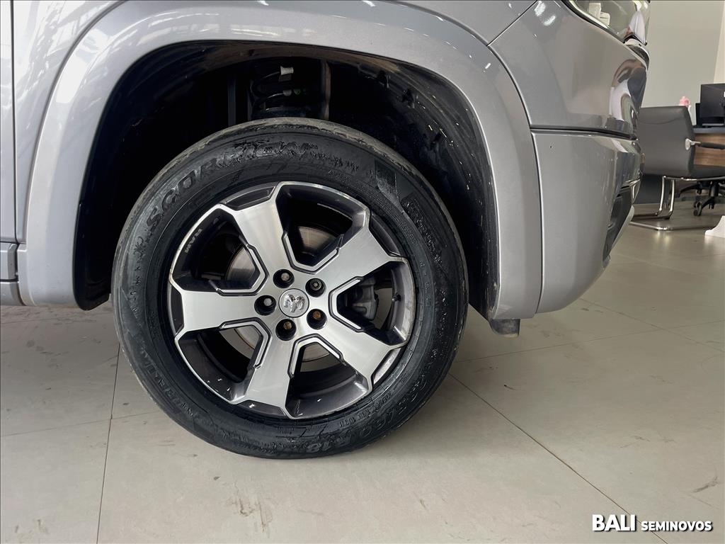 RAMPAGE 2.0 TURBO DIESEL LARAMIE 4X4 AUTOMÁTICO8