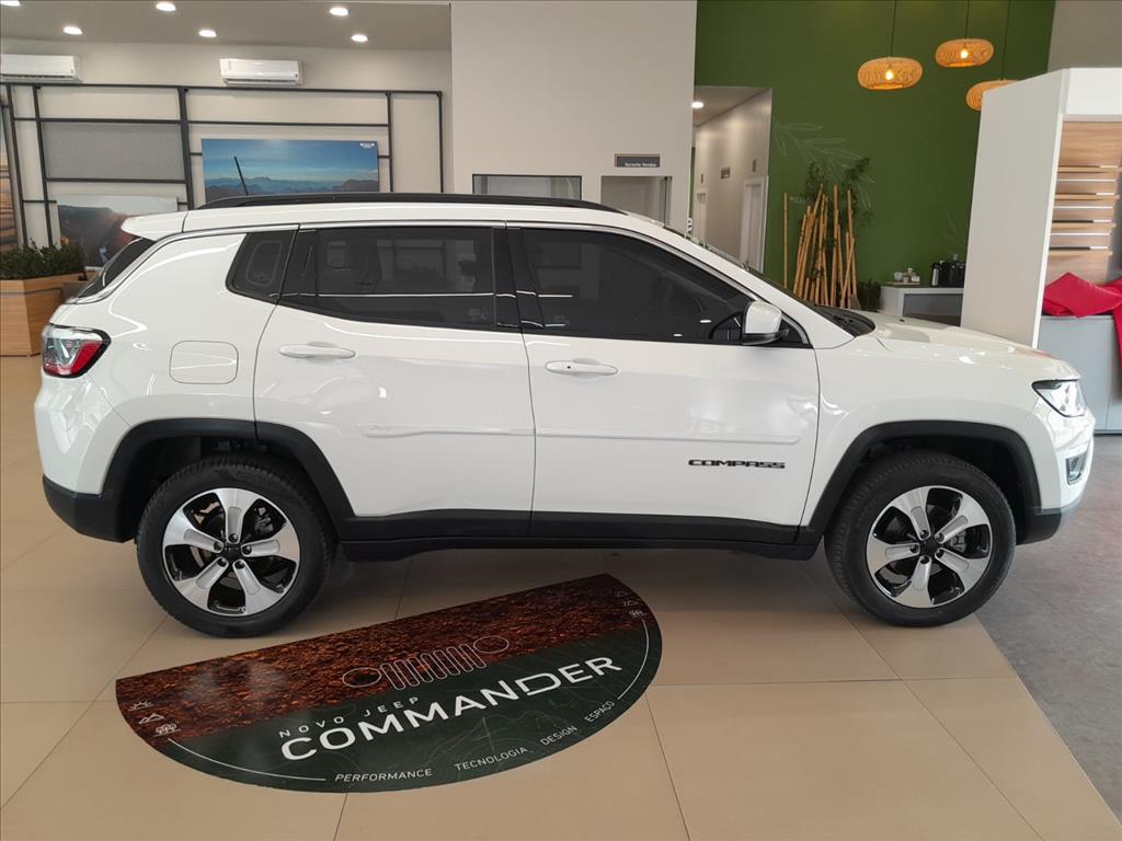 COMPASS 2.0 16V DIESEL LONGITUDE 4X4 AUTOMÁTICO COMPASS 2.0 16V DIESEL LONGITUDE 4X4 AUTOMÁTICO