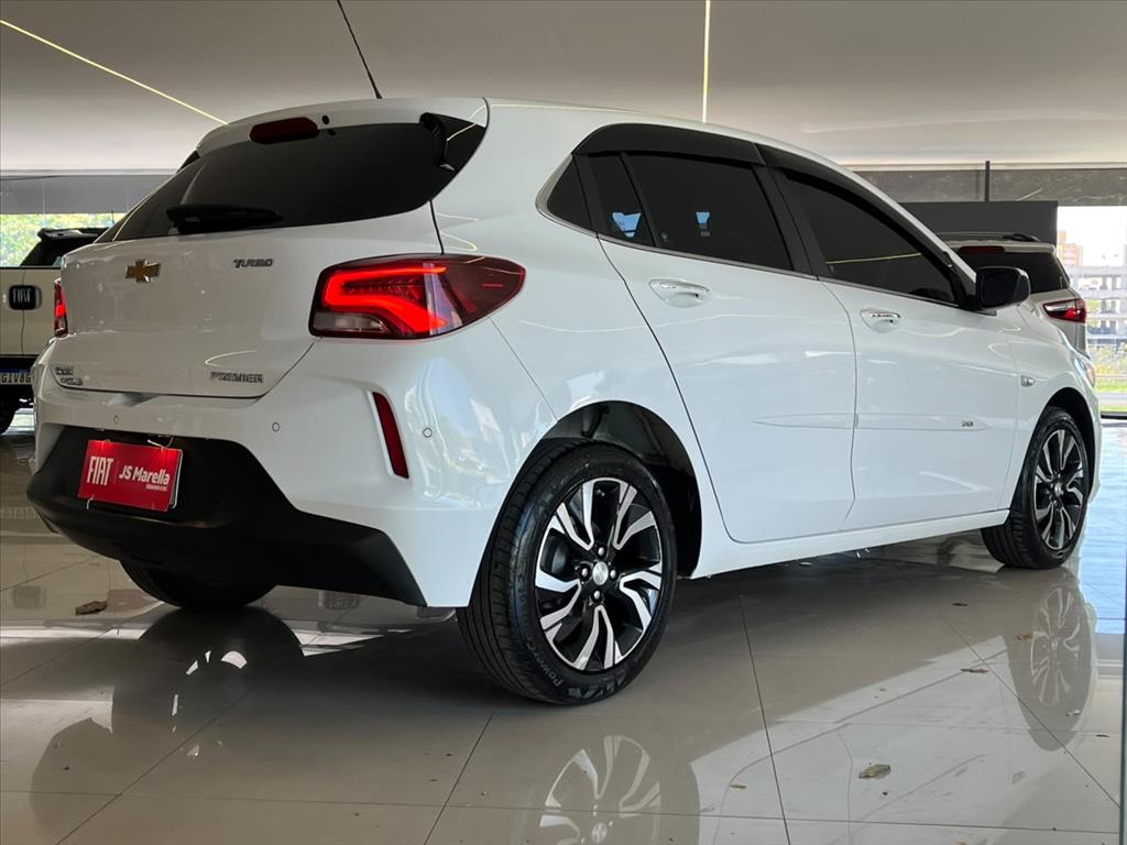 ONIX 1.0 TURBO FLEX PREMIER AUTOMÁTICO3