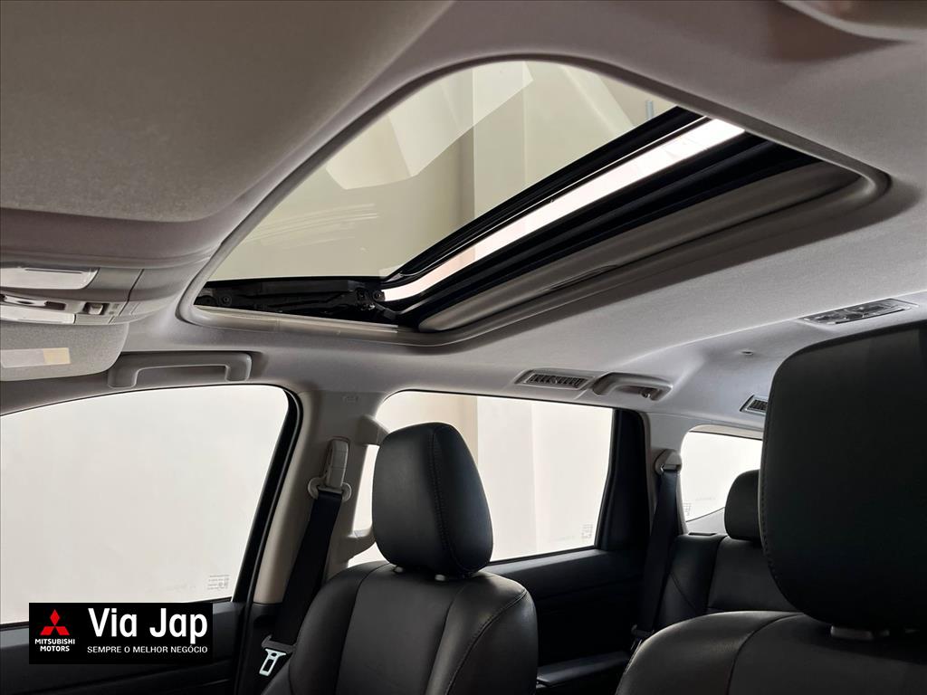 Mitsubishi-PAJERO SPORT-2.4 16V MIVEC TURBO DIESEL LEGEND AWD AUTOMÁTICO