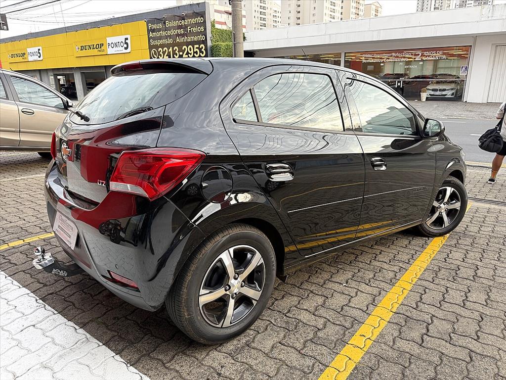 Chevrolet Onix - 1.4 MPFI LTZ 8V FLEX 4P AUTOMÁTICO
