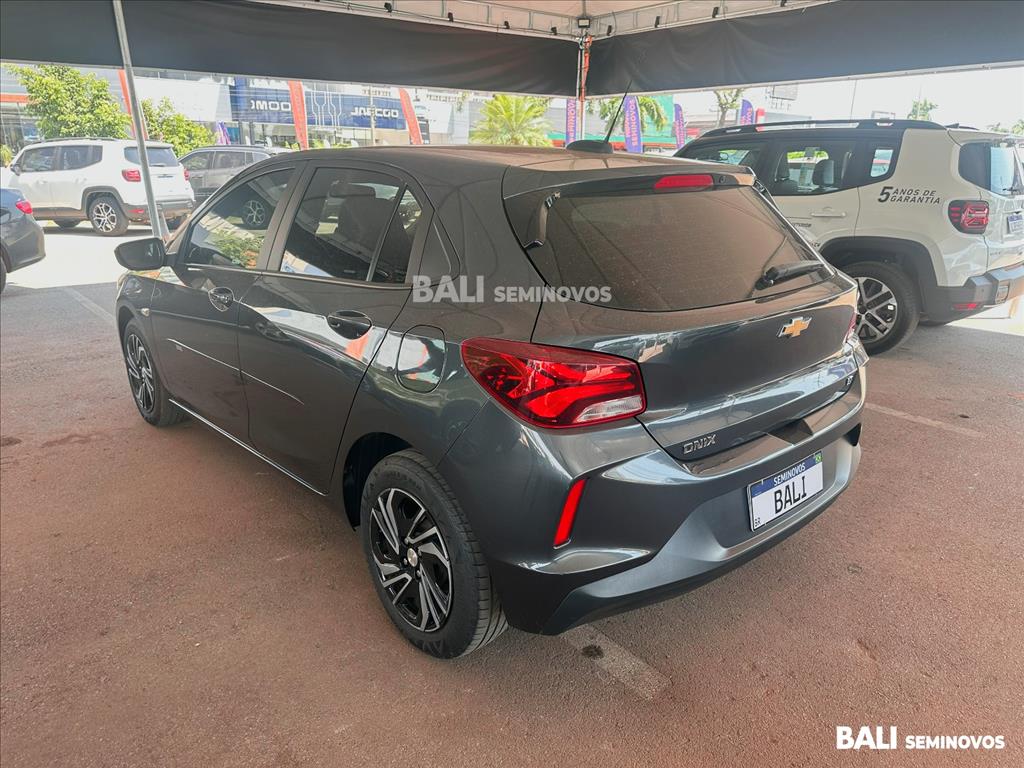 ONIX 1.0 TURBO FLEX LT AUTOMÁTICO3