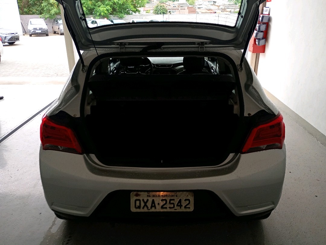 ONIX 1.0 MPFI LT 8V FLEX 4P MANUAL8