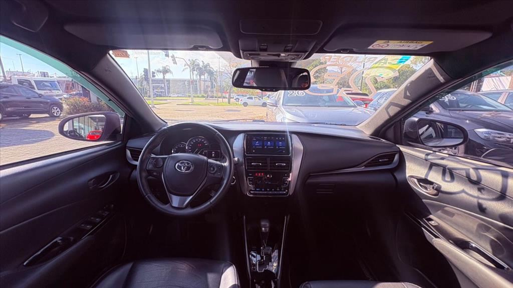 YARIS 1.5 16V FLEX XLS CONNECT MULTIDRIVE11