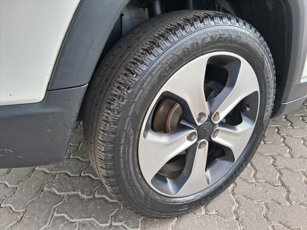 COMPASS 2.0 16V FLEX LONGITUDE AUTOMÁTICO18