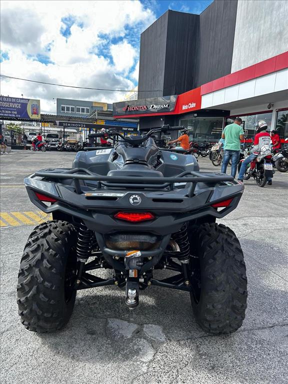 CAN-AM OUTLANDER foto 4