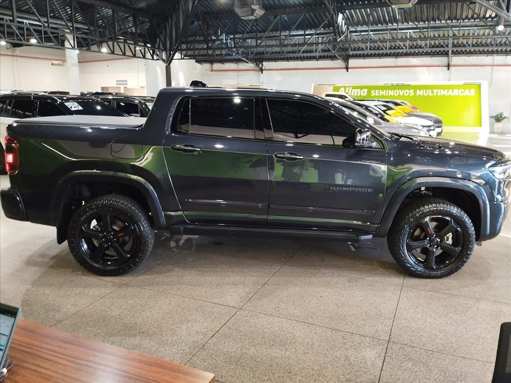 RAMPAGE 2.0 HURRICANE 4 TURBO GASOLINA R/T 4X4 AUTOMÁTICO3