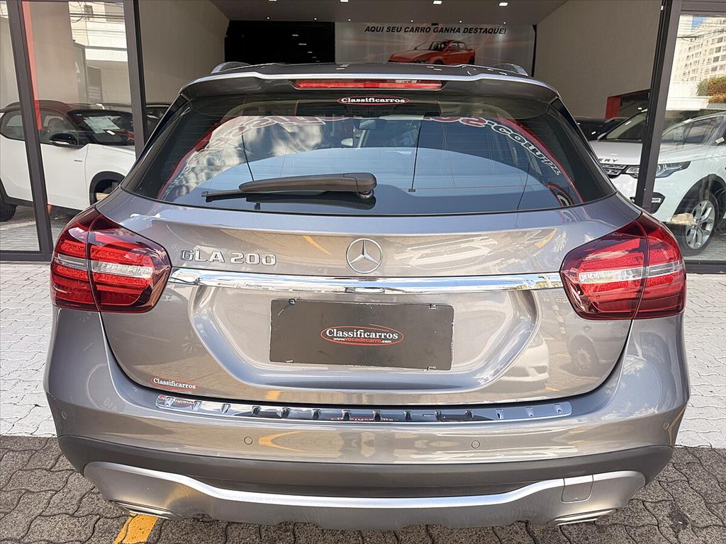Mercedes-Benz Gla 200 - 1.6 CGI FLEX ADVANCE 7G-DCT