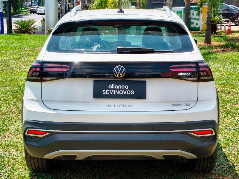 NIVUS 1.0 200 TSI TOTAL FLEX HIGHLINE AUTOMÁTICO4