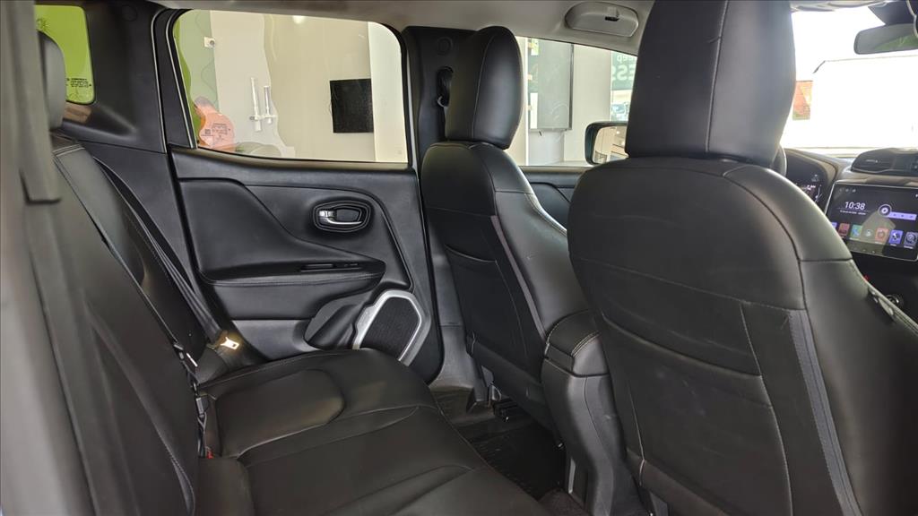 RENEGADE 1.8 16V FLEX 4P AUTOMÁTICO11