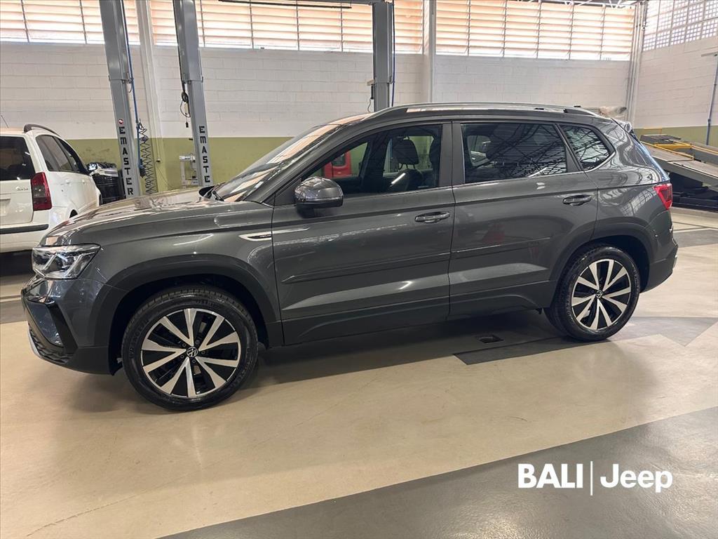 TAOS 1.4 250 TSI TOTAL FLEX HIGHLINE AUTOMÁTICO2